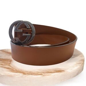 GUCCI
Brown Leather Interlocking G Buckle Belt Size 85/34